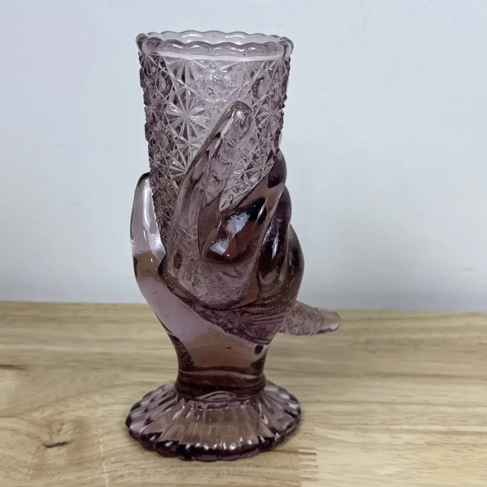 VINTAGE Fenton Art Glass Lavender Hand Holding Cornucopia Vase Daisy & Button 6”